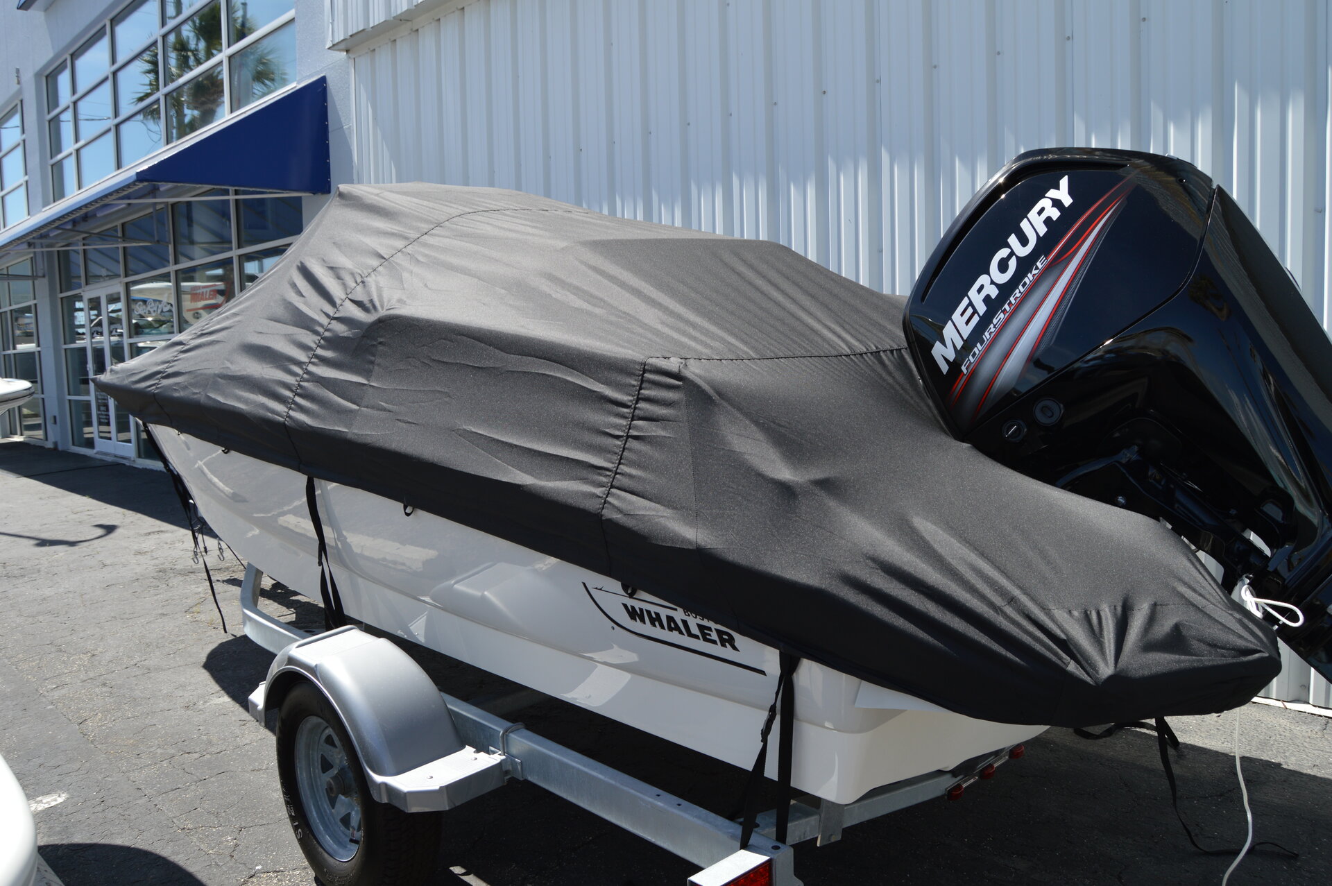 Custom-fit cover installed on Boston Whaler 170 Dauntless Outboard
