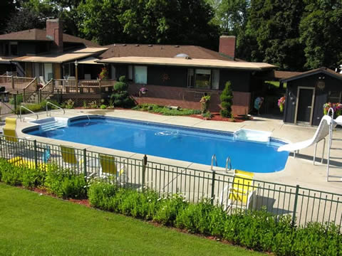 Swimming pool with a new pool liner