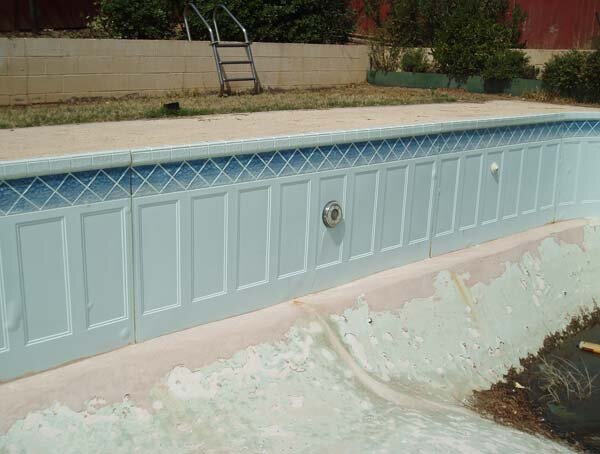 The original sidewall and fittings are still present
